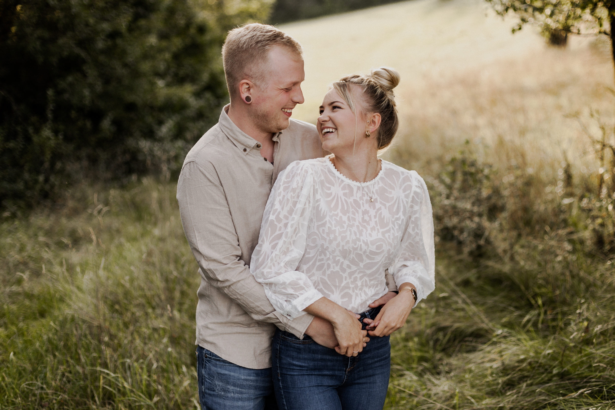 Pärchenshooting in der Natur in der Gegend von Pößneck, Saalfeld, Rudolstadt, Jena, Greiz und in ganz Ostthüringen - Laura Heinrich Fotografin aus Leidenschaft